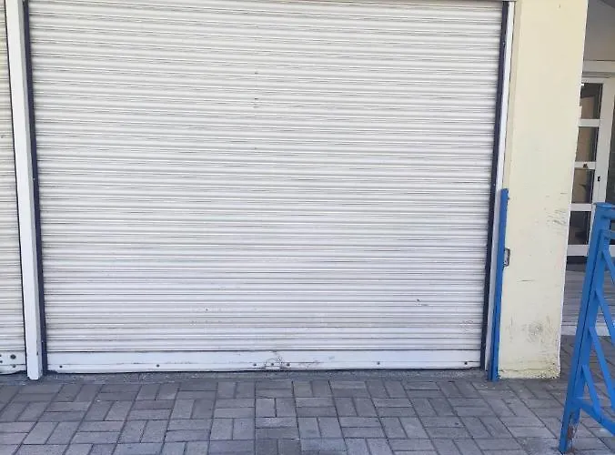 G C M 1 ROOMS kentro k parking